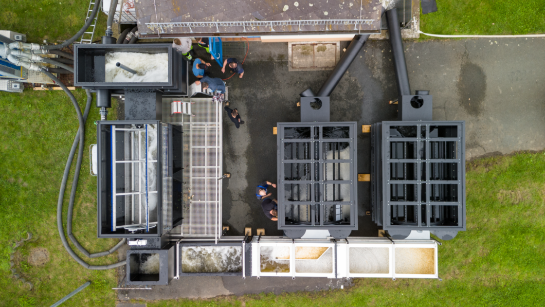 Filteranlage der Firma Kunststoff Spranger auf der Kläranlage in der Vogelperspektive